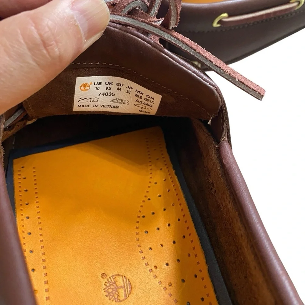 Timberland Brown Leather Boat Shoes with Moccasin Construction